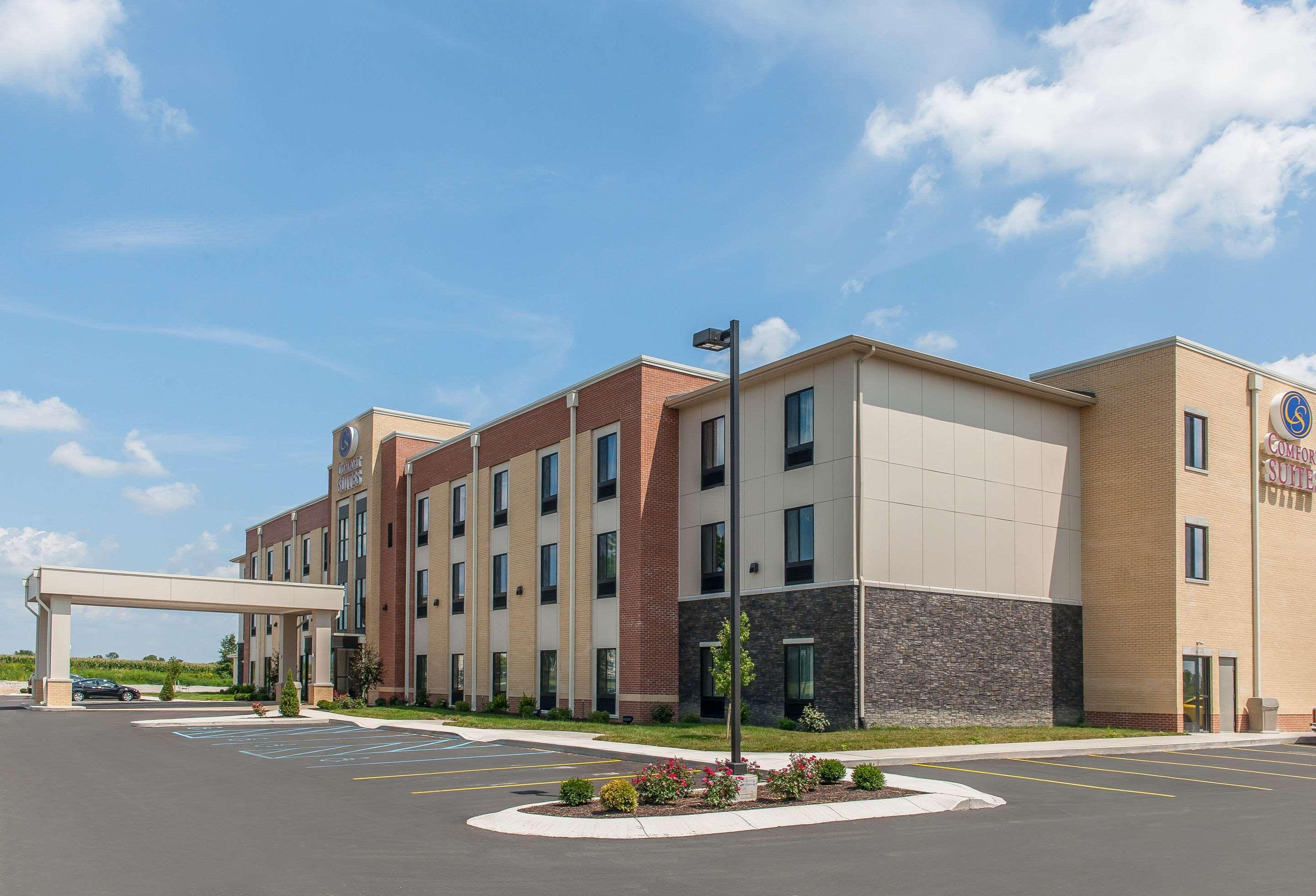 Comfort Suites Rensselaer Near Fair Oaks Экстерьер фото