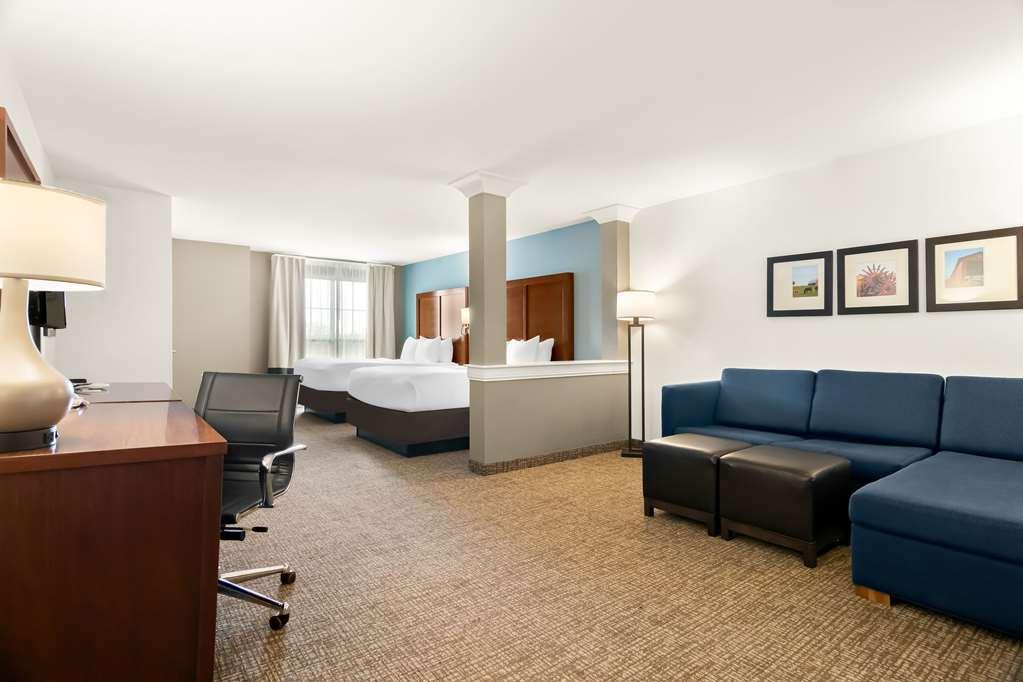 Comfort Suites Rensselaer Near Fair Oaks Номер фото